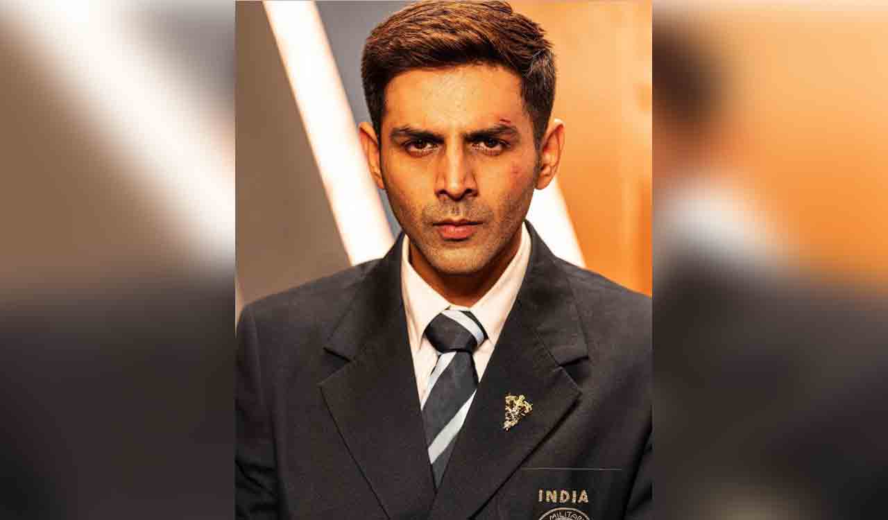 Kartik Aaryan proudly wears ‘India’ blazer in ‘Chandu Champion’ first look