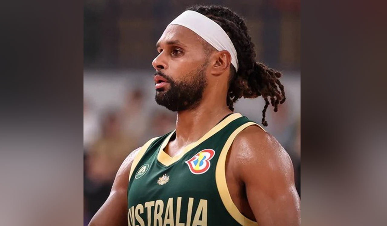 Mills Guides Australia to victory against Finland in FIBA World Cup group E opener