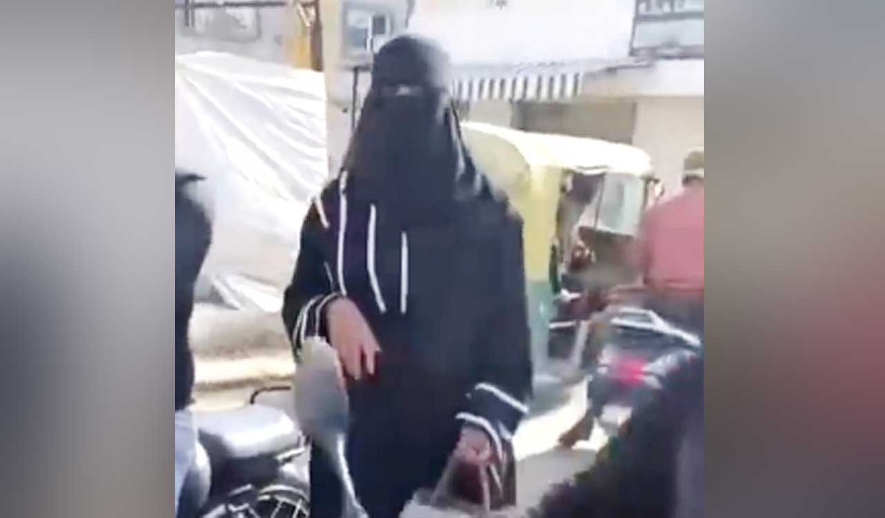 Praise abounds for brave Bengaluru woman in burqa defying moral policing