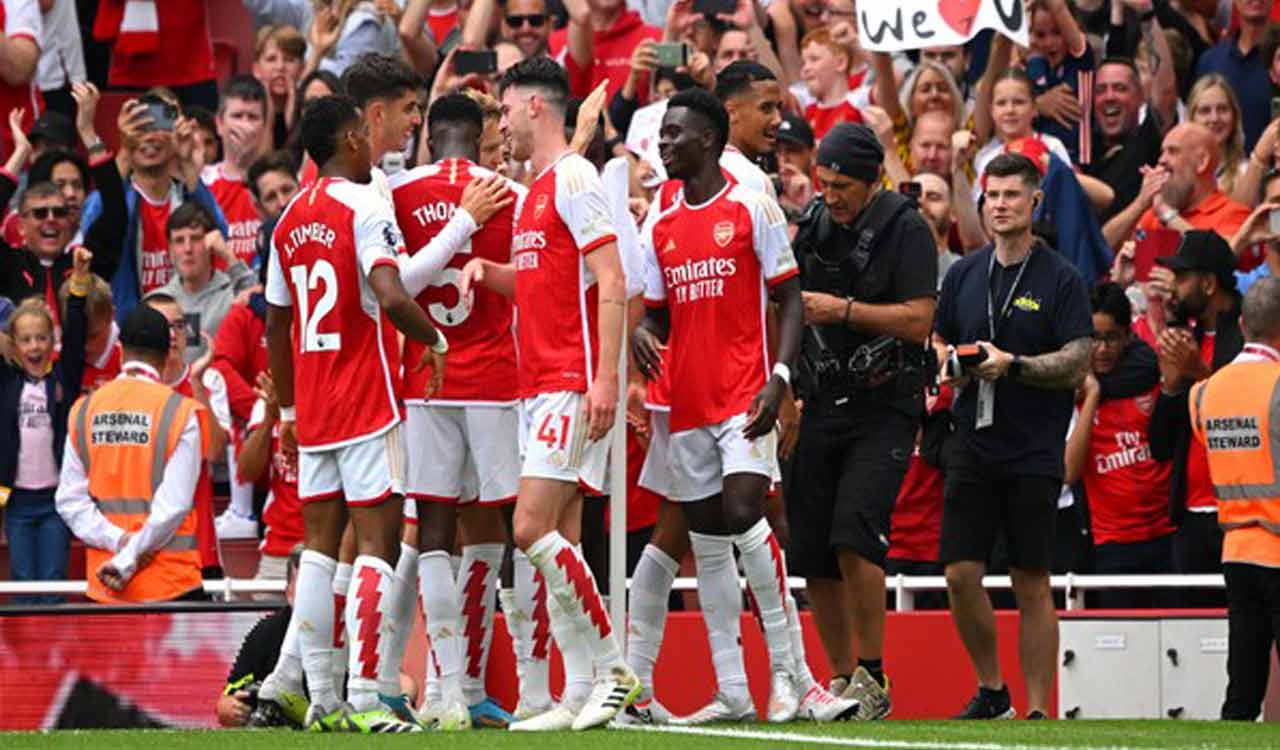Premier League: Arsenal secure tense 2-1 victory against Nottingham Forest
