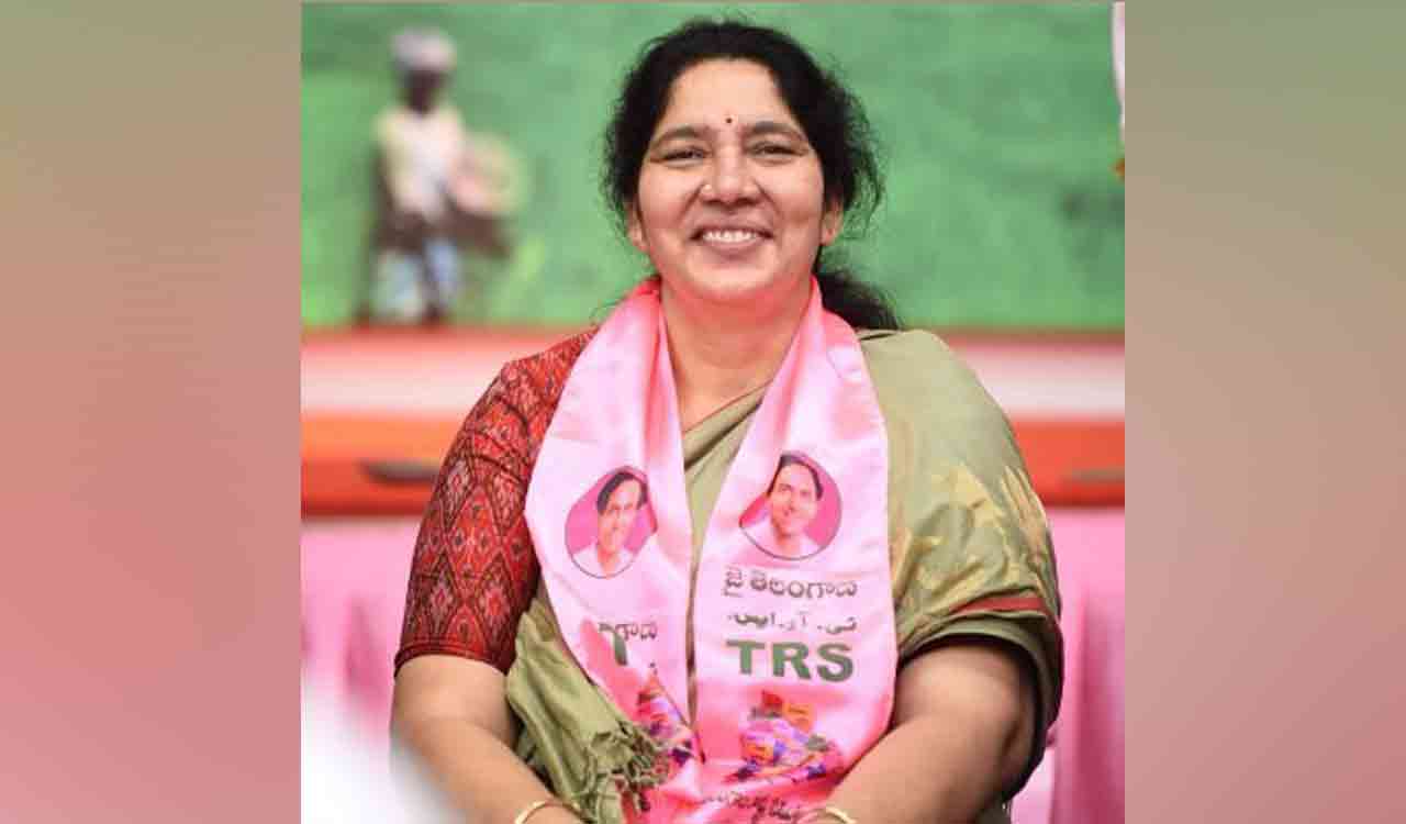 Tribal welfare minister Satyavati Rathod slams PCC Chief