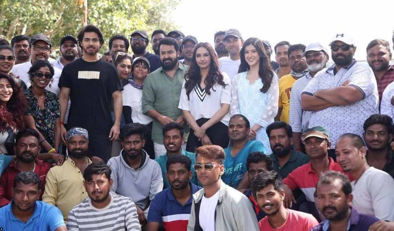Shanaya Kapoor wraps up first shooting schedule for Mohanlal’s ‘Vrushabha’