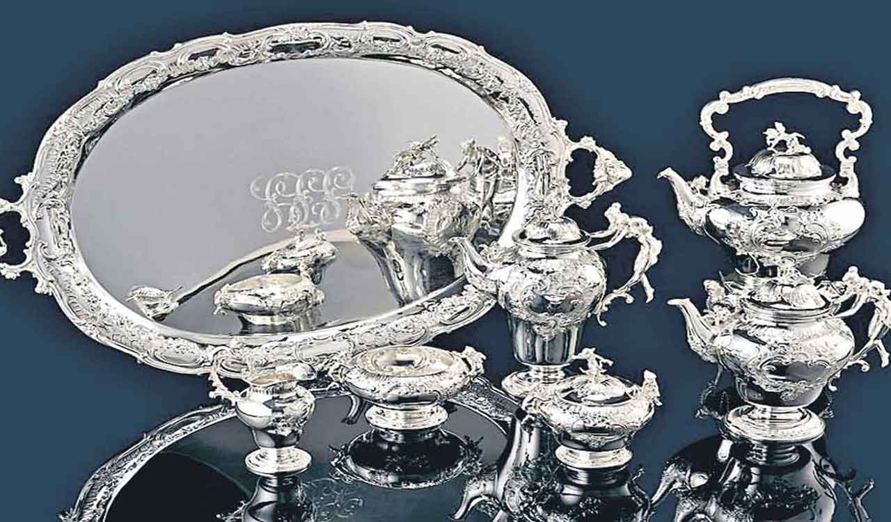 Silver futures rises to Rs 70,171 per kilogramme