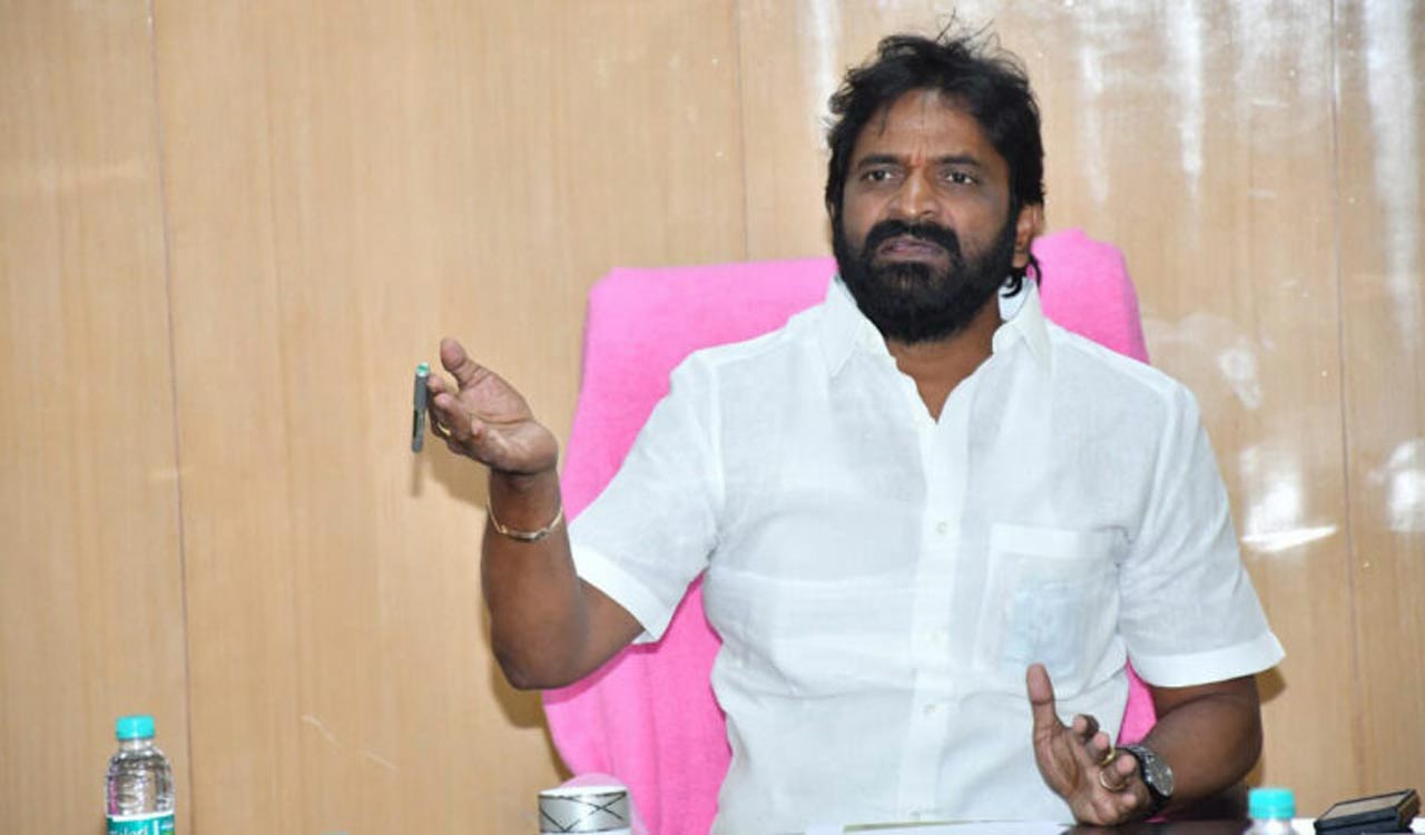 Minister Srinivas Goud challenges Revanth Reddy for open debate