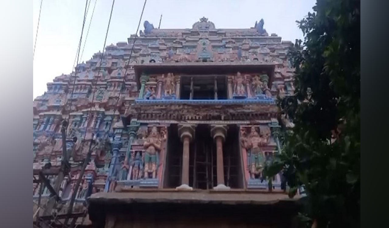 Tamil Nadu: Portion of Srirangam Temple collapses, none hurt