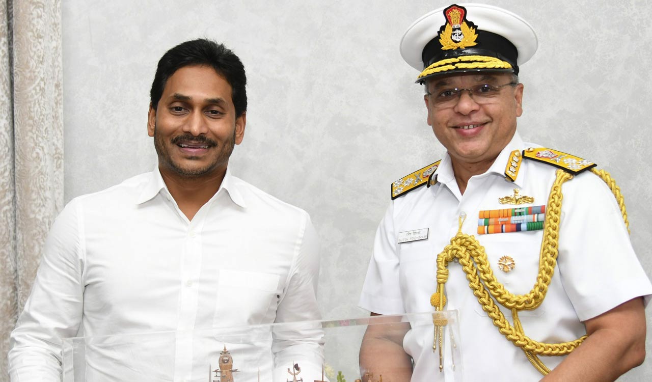 Eastern Naval Command Chief meets Andhra Pradesh Governor, CM YS Jagan