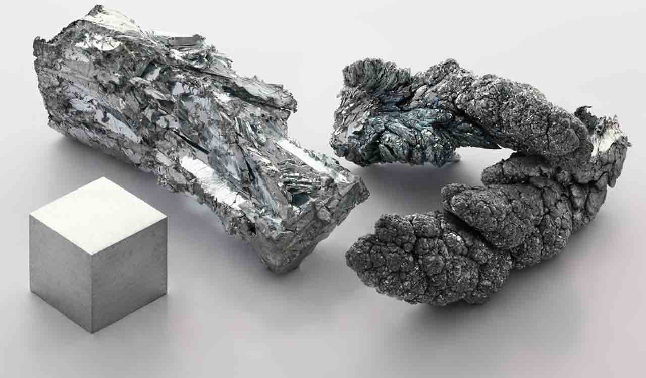 Zinc futures down on muted demand
