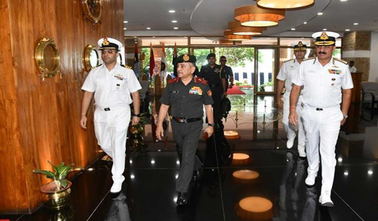 CDS, top tri-services military commanders meet to discuss Maritime Theatre Command
