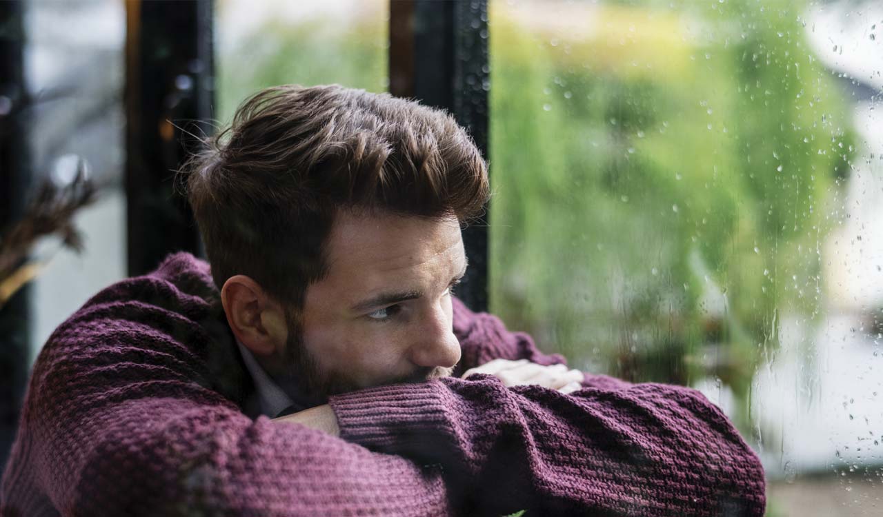 Study suggests people living alone are at danger of cognitive decline