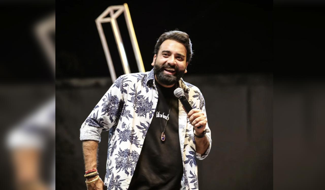 Anubhav Singh Bassi to perform live in Hyderabad