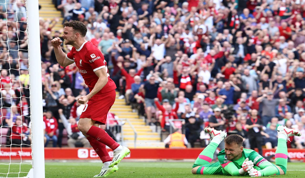 Liverpool overcomes an early goal to beat Bournemouth 3-1 in EPL