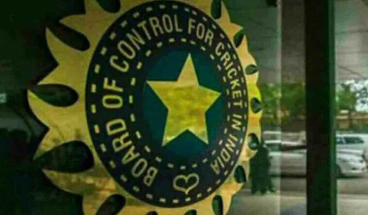 Make live coverage of selection meetings available for all, Manoj Tiwary tells BCCI