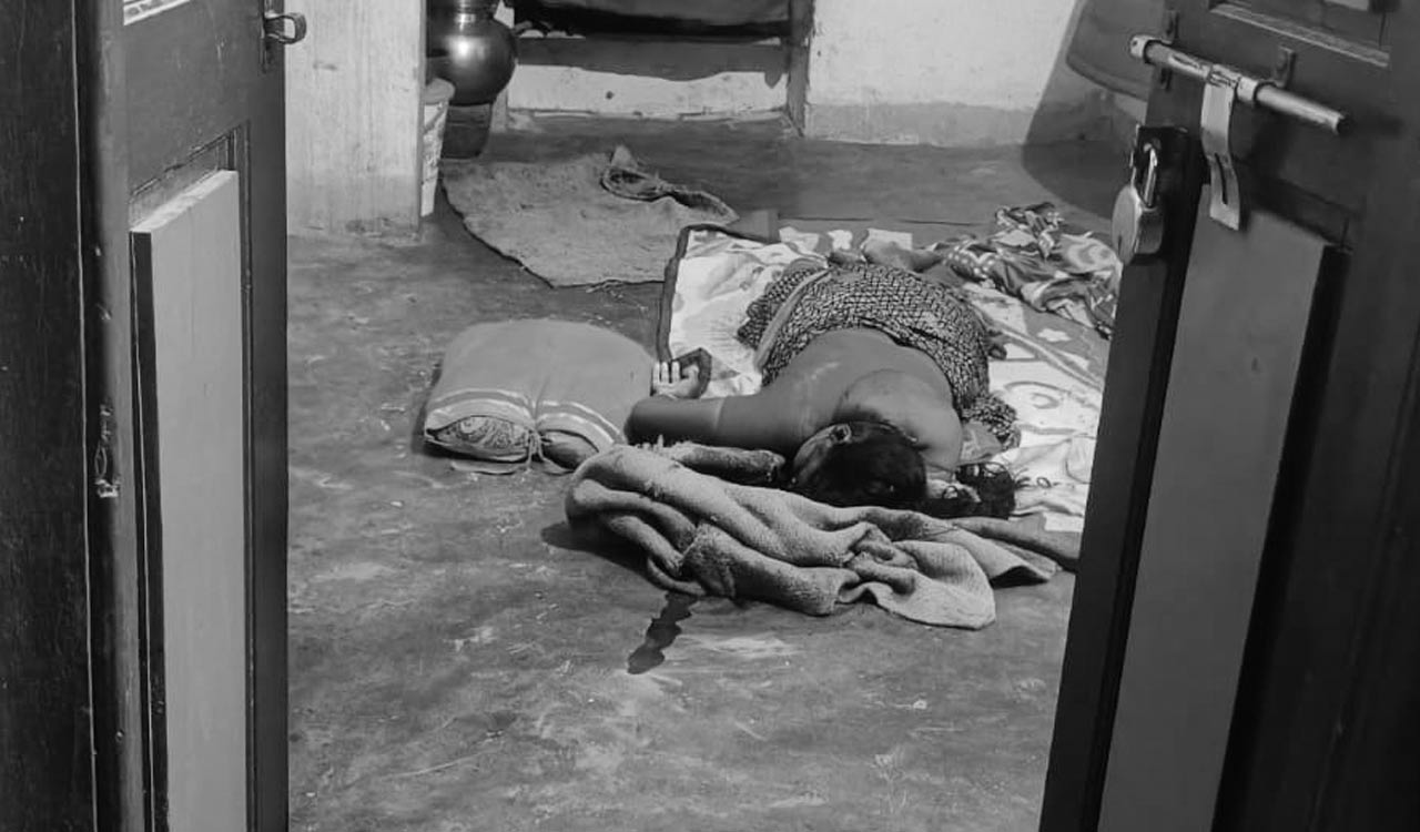 Siddipet: Son murders mother for delaying his marriage, chops off her legs