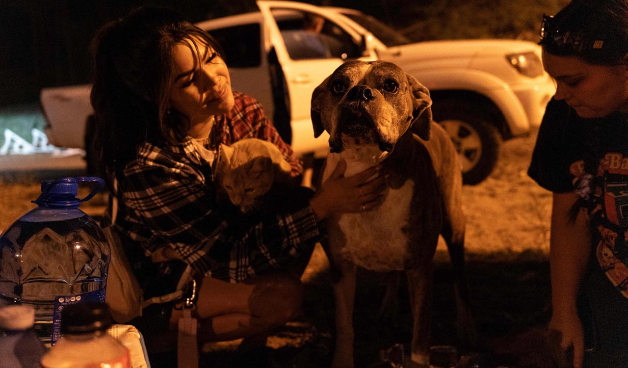 Firefighters curb blazes threatening two cities in western Canada