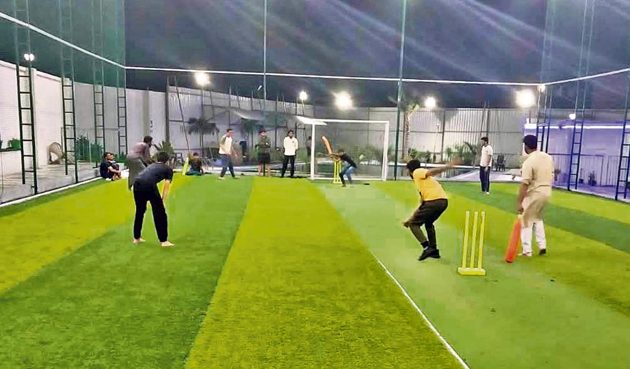 Hyderabad: Youngsters turning entrepreneurs in Old City by converting open spaces into sports venues
