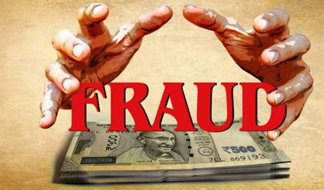 Jagtial: Gulf agent dupes people by promising jobs, flees to UAE with Rs 5 cr
