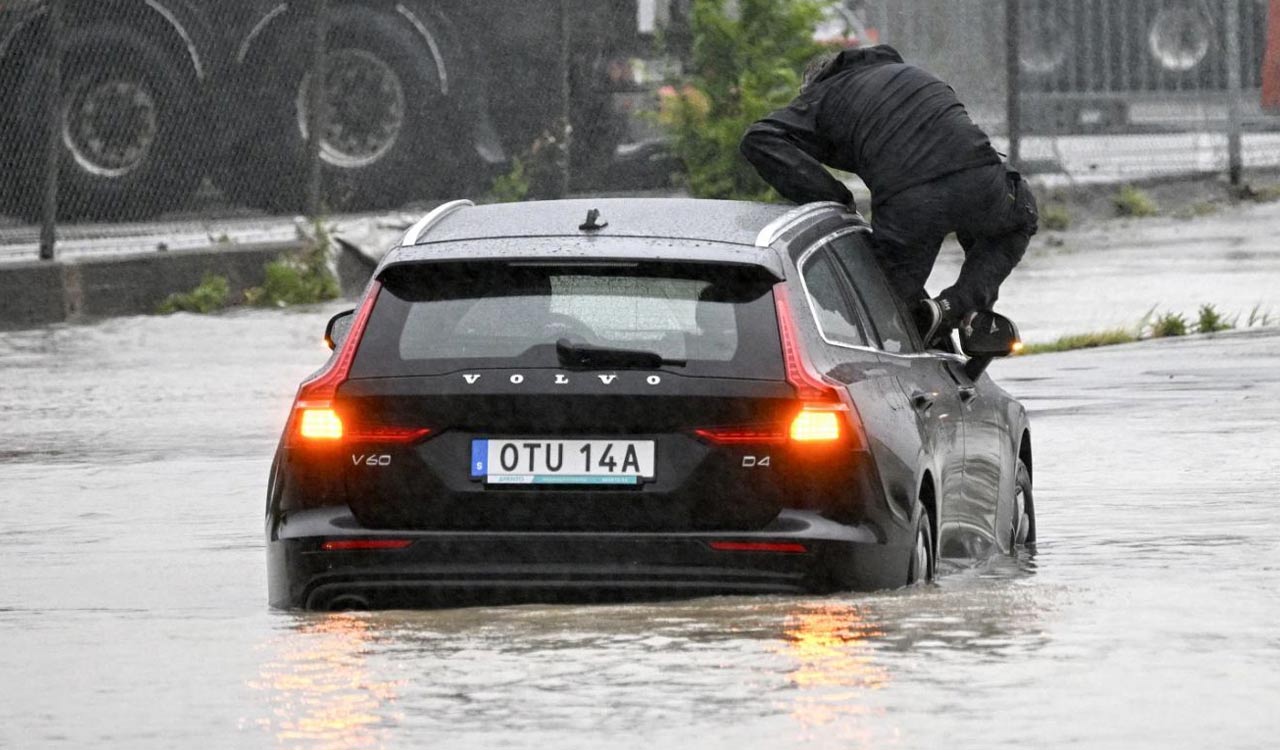 Stormy weather across northern Europe kills 1 person, delays flights