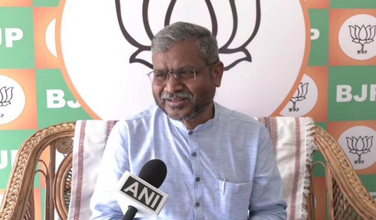 Jharkhand BJP chief Babulal Marandi booked for ‘derogatory’ remarks against Hemant Soren and his father