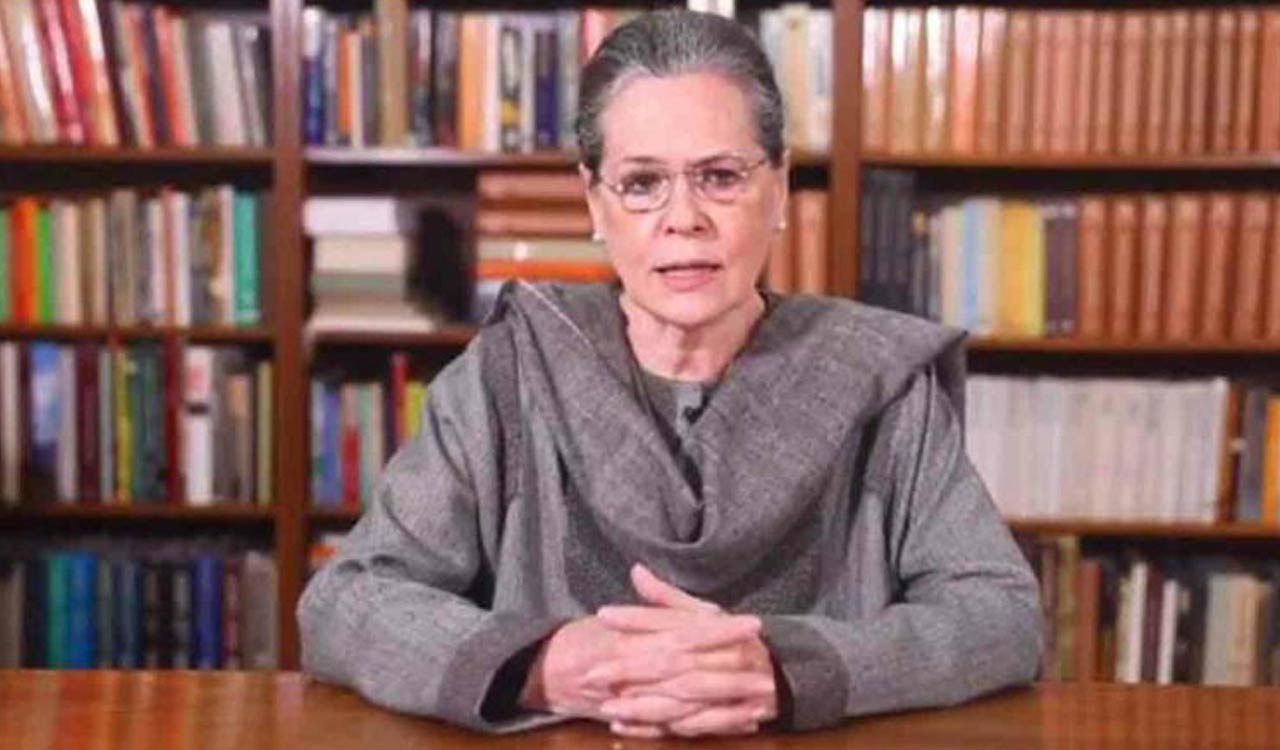 Sonia Gandhi congratulates team ISRO for success of Chandrayaan-3