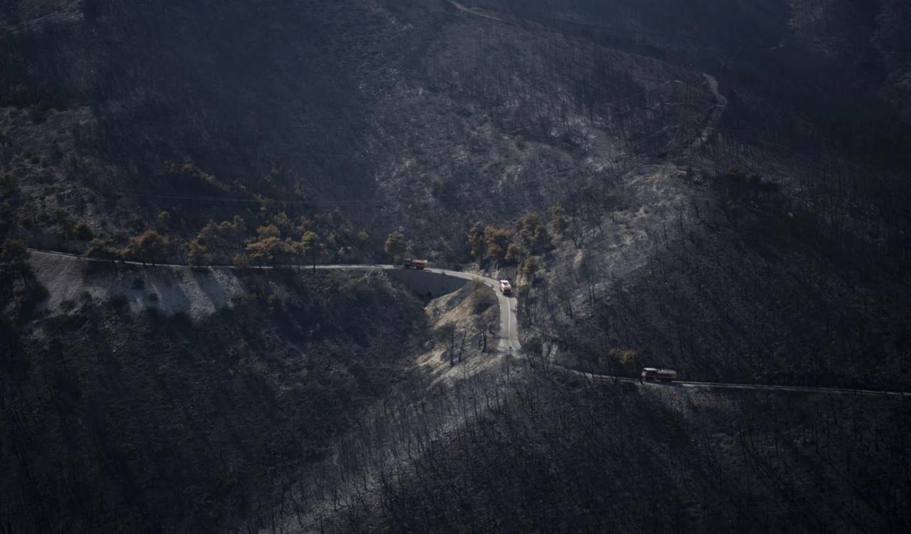 Greek fire officials arrest 2 for arson as multiple wildfires continue to burn across country