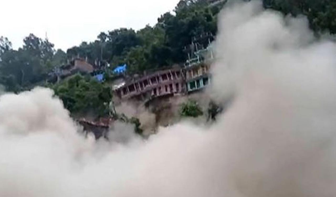 Himachal: Several houses collapse as massive landslide hits Kullu district