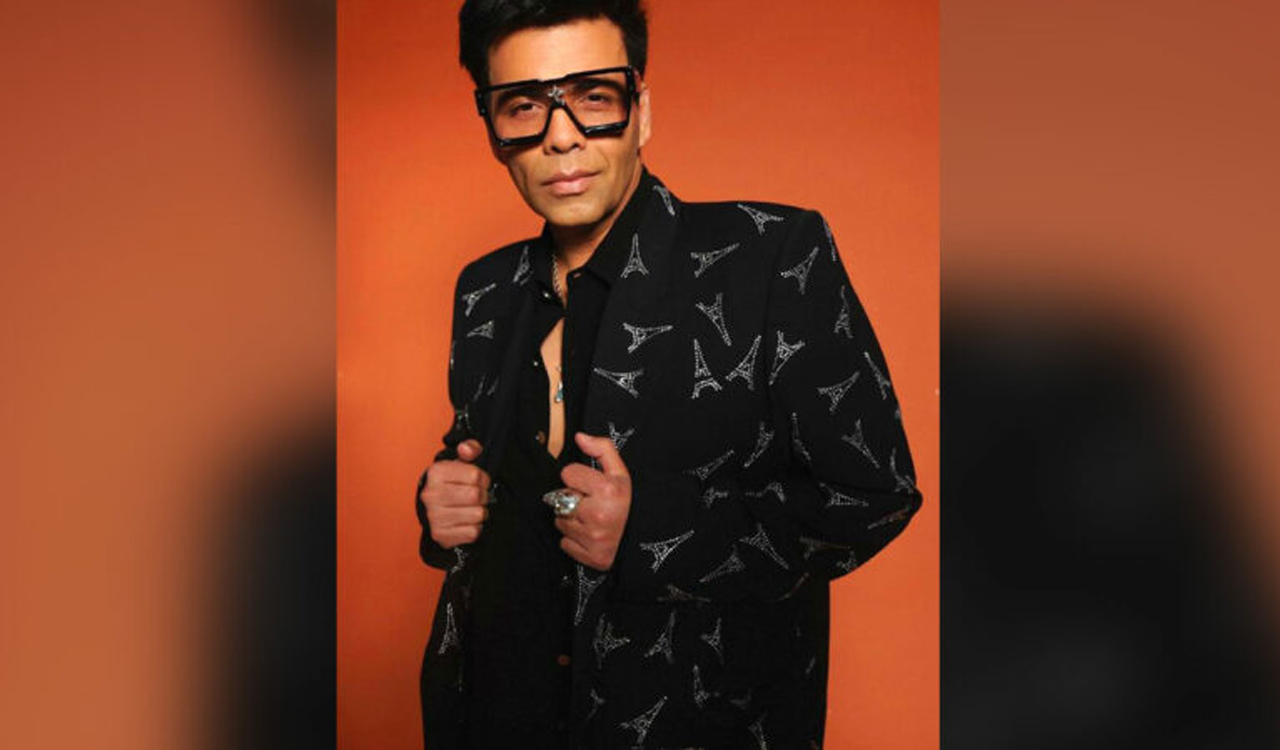 ‘I am blessed’ Karan Johar tells Dharmendra during success party