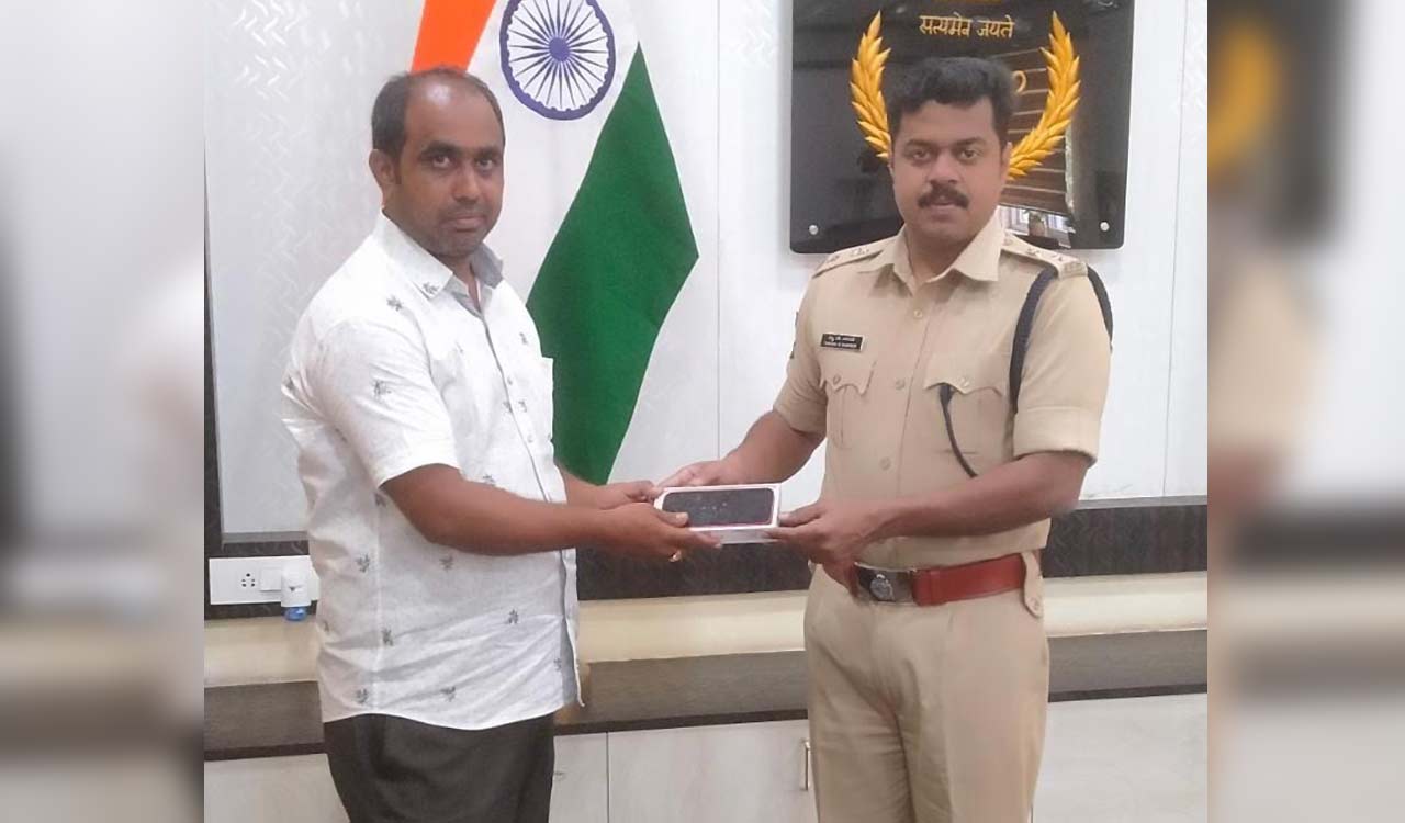 Khammam police recovers 200 mobile phones worth Rs 30 lakh in past three months