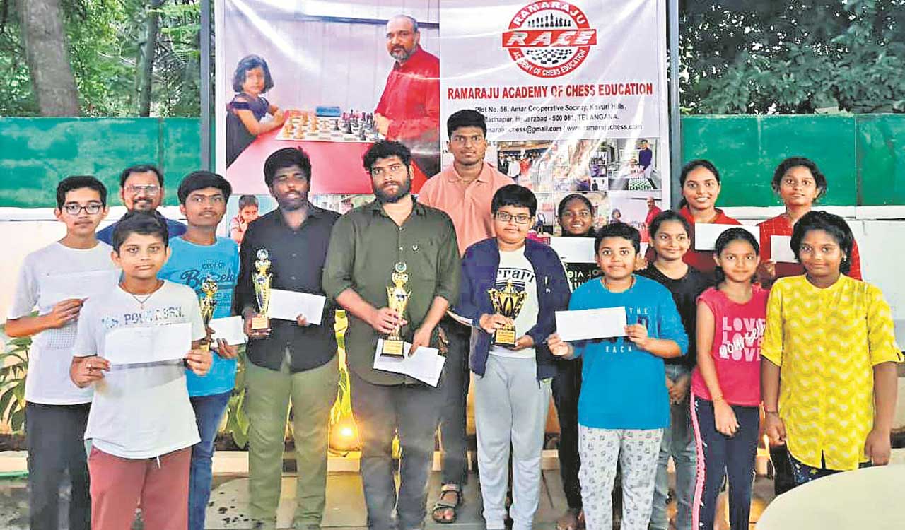 Bharat emerges champion of Rapid Open Chess Tournament