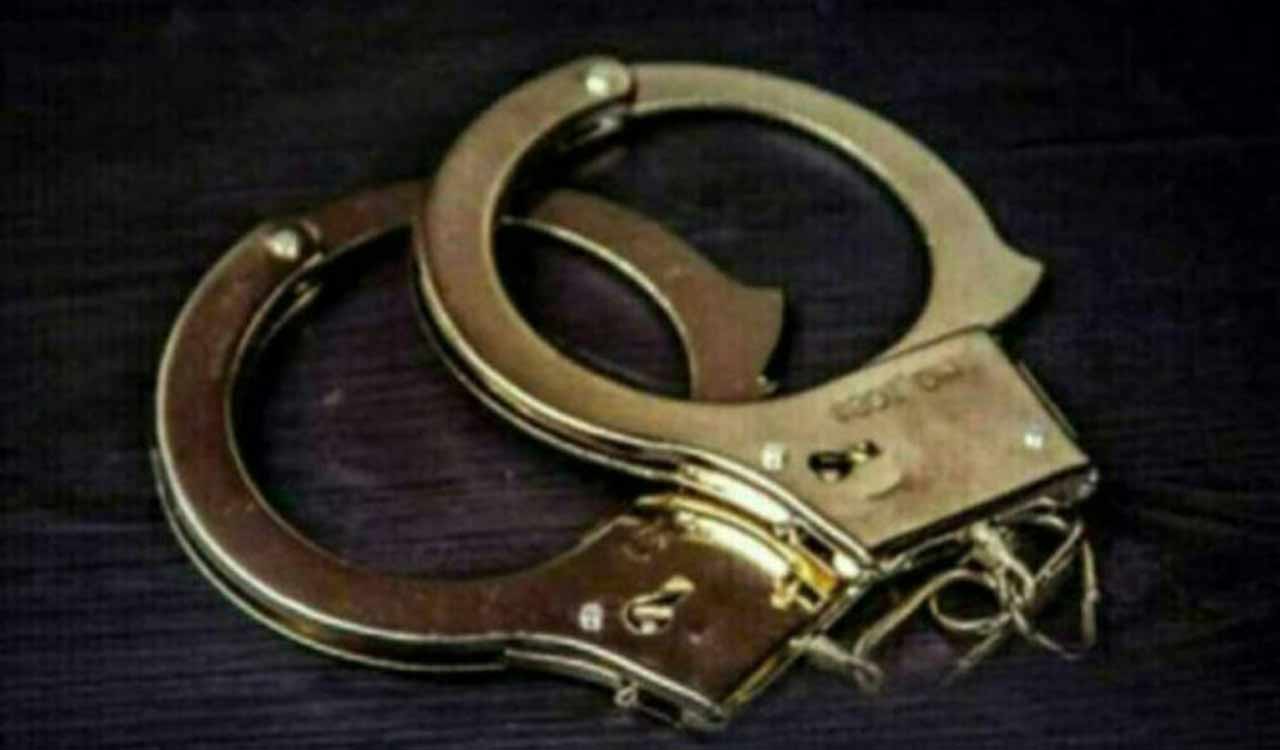 Pakistan spy arrested in Kolkata, sensitive documents seized