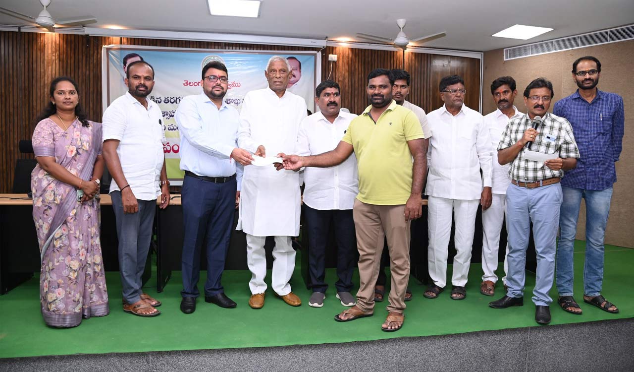 300 beneficiaries get Rs 1 lakh financial aid in Mancherial
