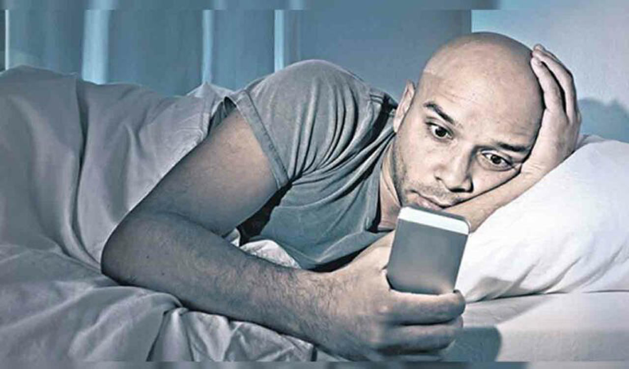 Irregular sleep patterns connected to dangerous microbes in gut: Study