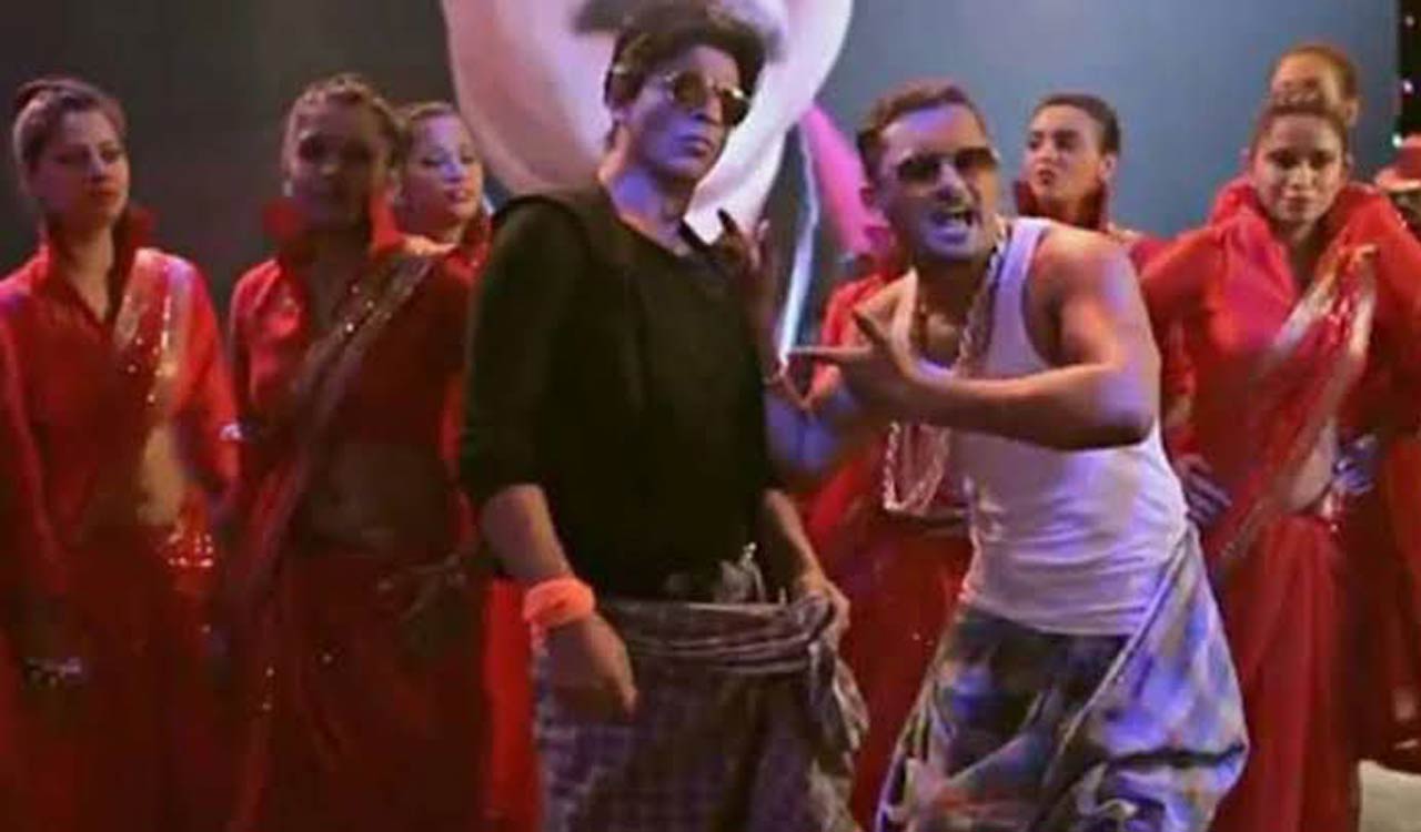 SRK’s amazing lungi saga: From ‘Chennai Express’ to ‘Jawan,’ a fun co-incidence