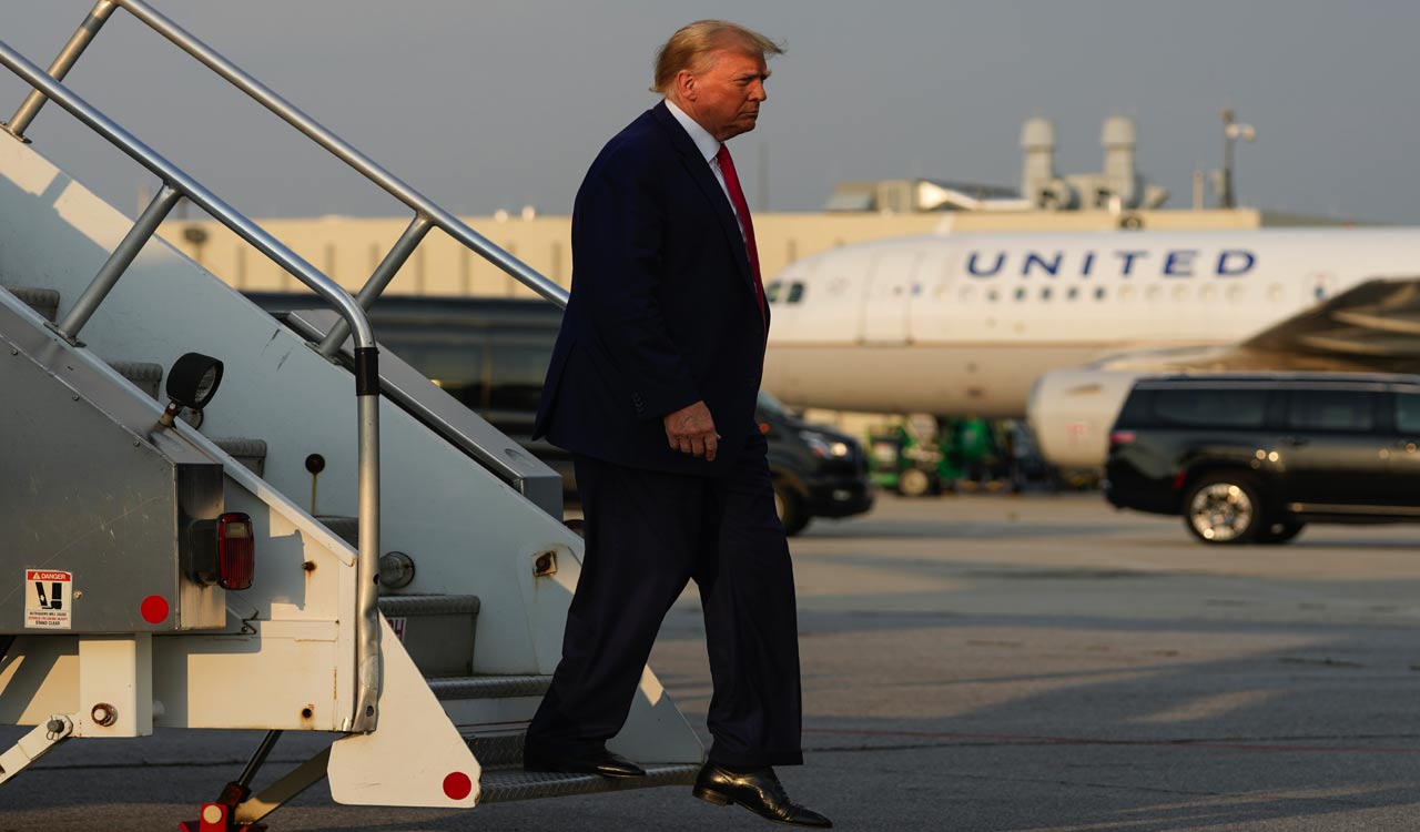 Trump surrenders at Atlanta jail on charges he tried to overturn his 2020 election loss