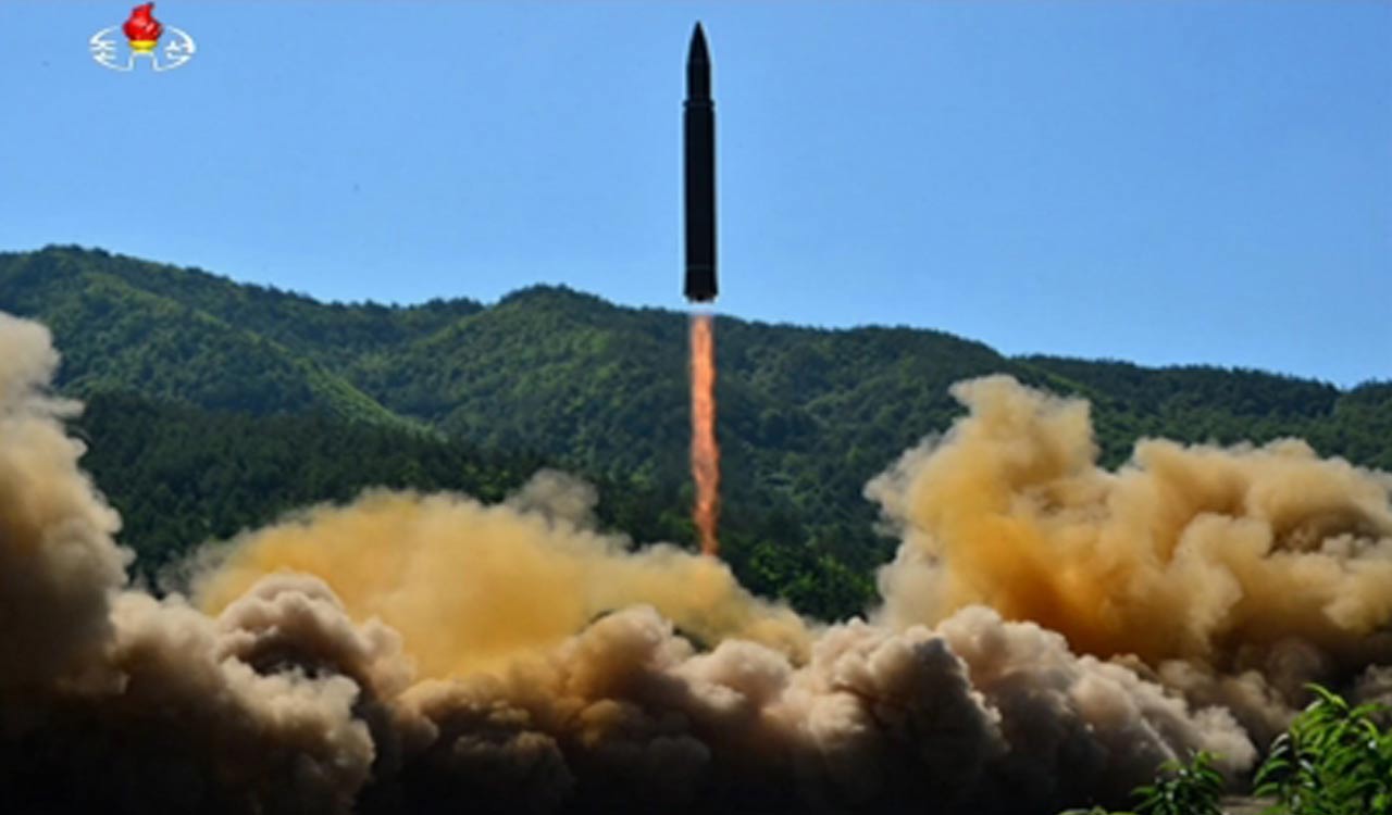 North Korea fires 2 short-range ballistic missiles: Seoul