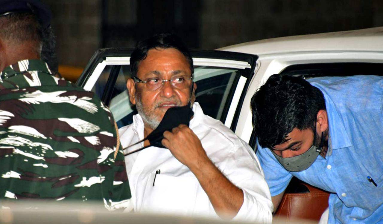 SC grants two months interim bail to NCP leader Nawab Malik on medical grounds