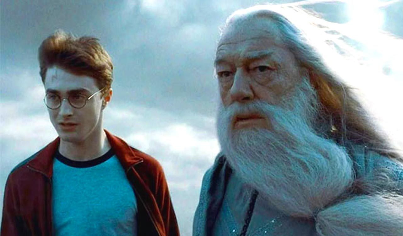 Daniel Radcliffe, Rowling pay tribute to Dumbledore actor Michael Gambon