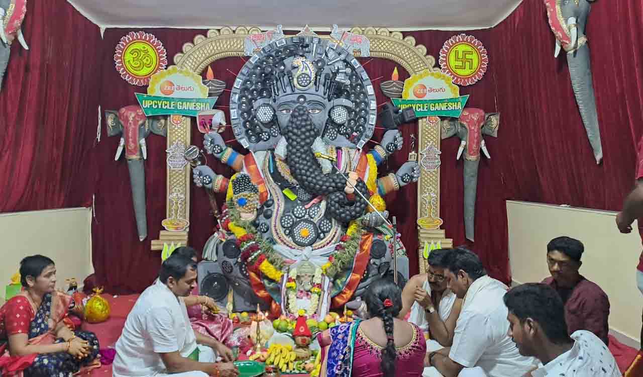 Innovation meets tradition: Zee Telugu’s experiential upcycled Ganesha Idol impresses Hyderabad
