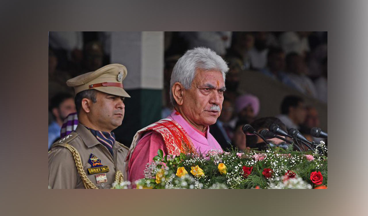 J-K LG pays tributes to Army officers killed in encounter in terrorists