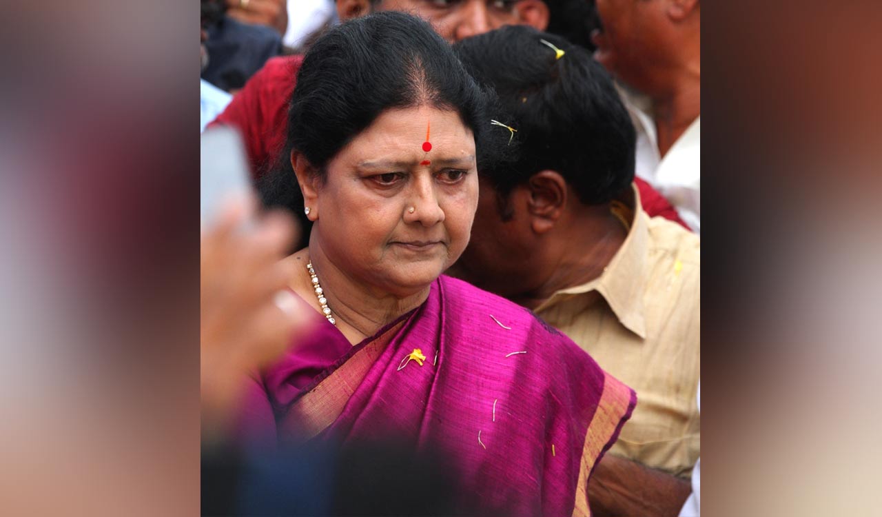 Non-bailable warrant issued against Sasikala after non-appearance in court