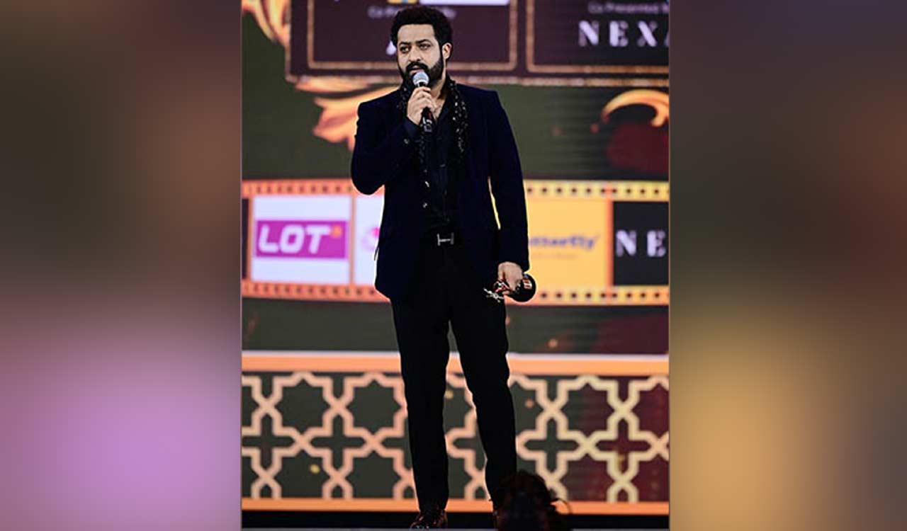Jr NTR grabs Best Actor award at SIIMA, thanks ‘RRR’ team