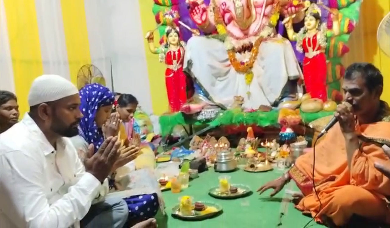 Telangana: Muslim family in Khammam sets up Ganesh pandal