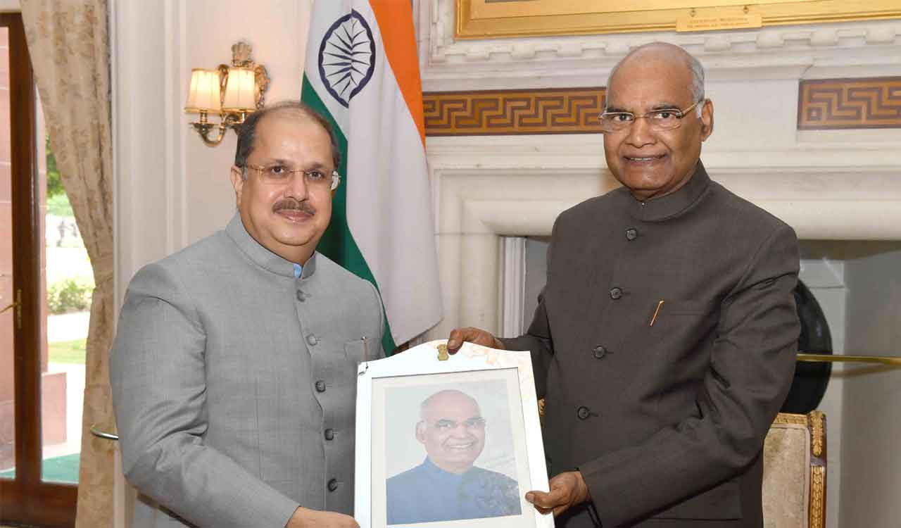 Senior diplomat Dr. Ausaf Sayeed retires