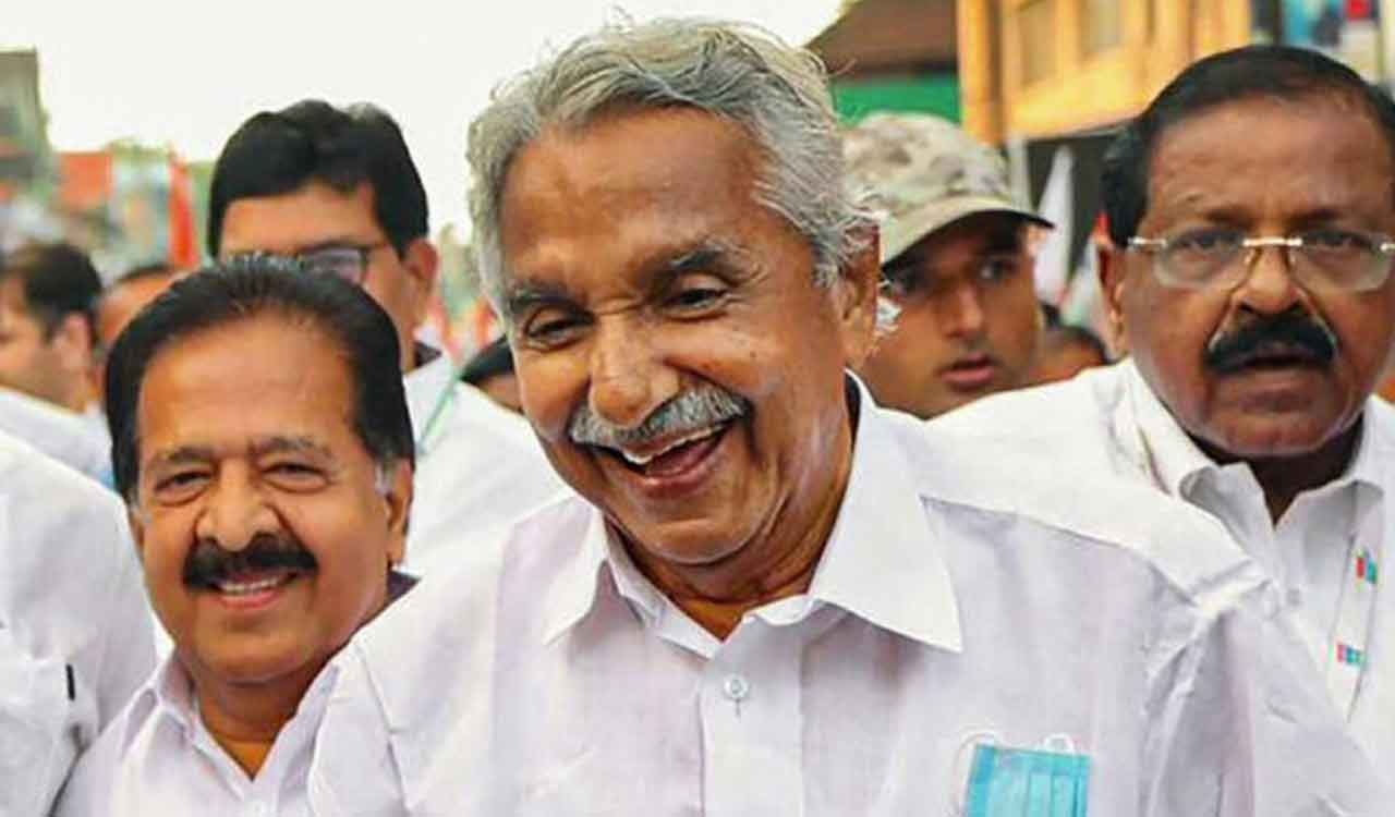 Late Kerala CM Oommen Chandy still figures in Puthuppally voter list