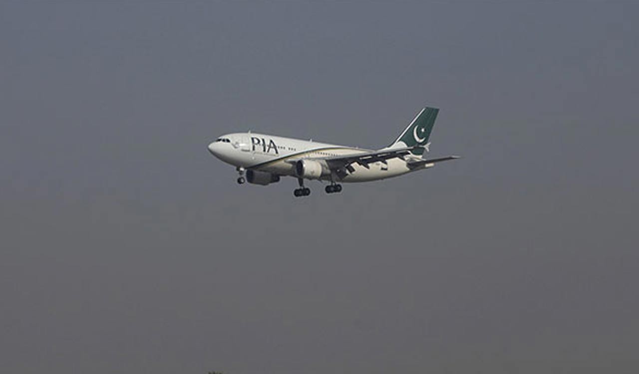 Amid financial crisis, Pakistan International Airlines appoints UK staff on high salaries