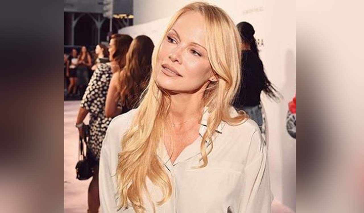 Pamela Anderson takes two hours for ‘natural’ look