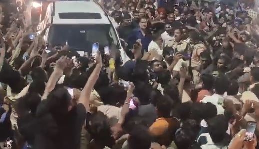 AP police block Janasena party leader Pawan Kalyan’s convoy
