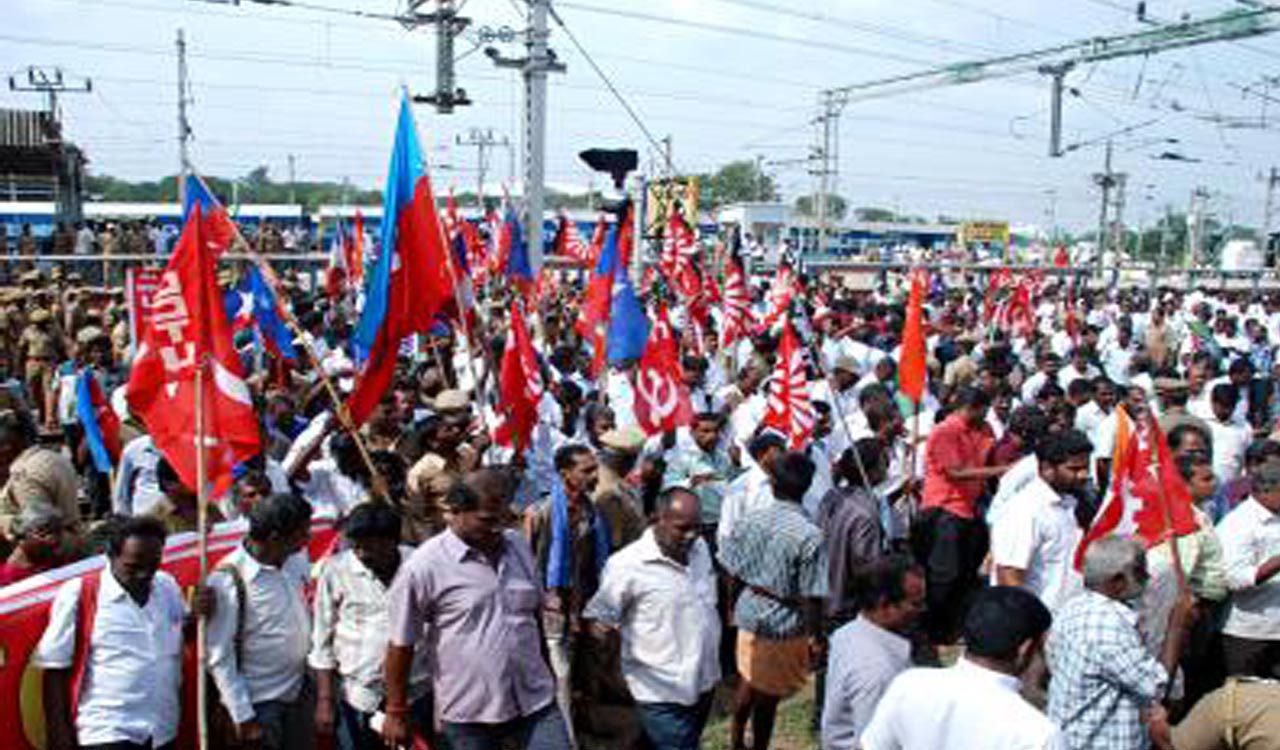 Cauvery issue: TN farmers to organise ‘Rail Roko’ on Sep 19