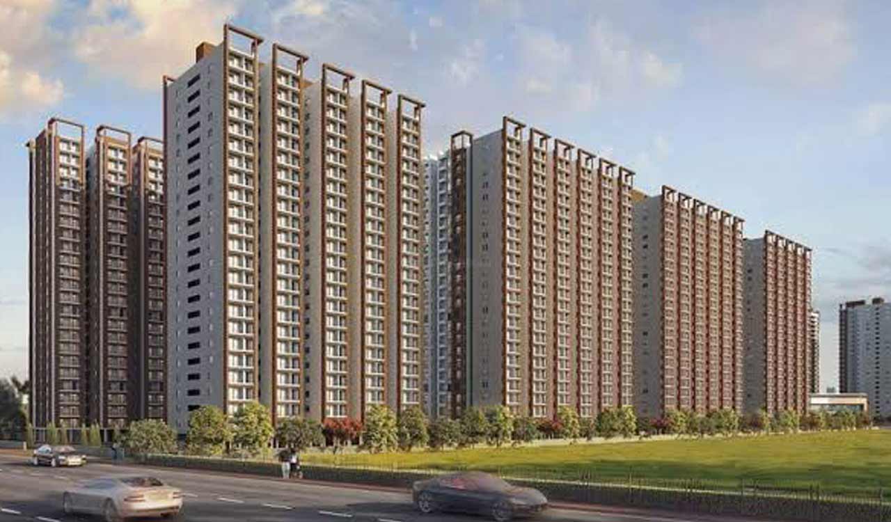 Hyderabad: Vasavi group unveils Vasavi Sarovar at Hitec City