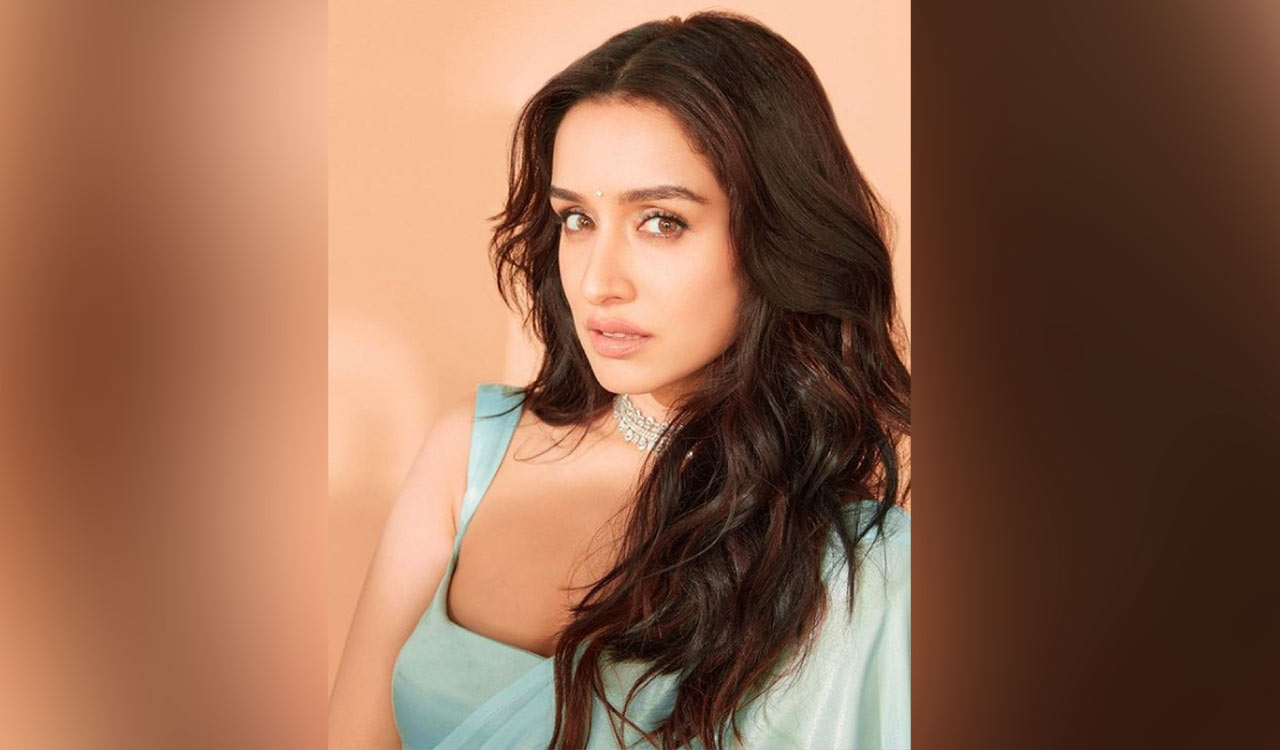 Shraddha Kapoor wishes her ‘Baapu’ Shakti Kapoor on his birthday
