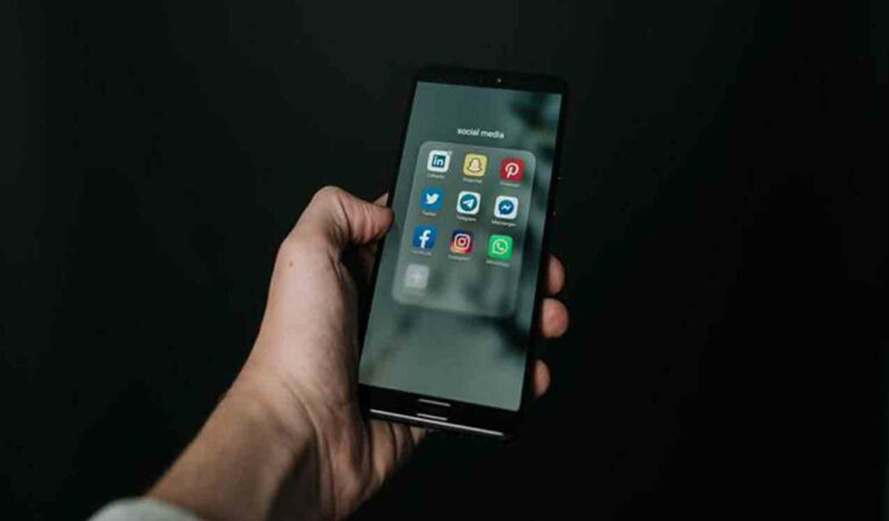 The influencer effect: How social media shapes choices of millennials